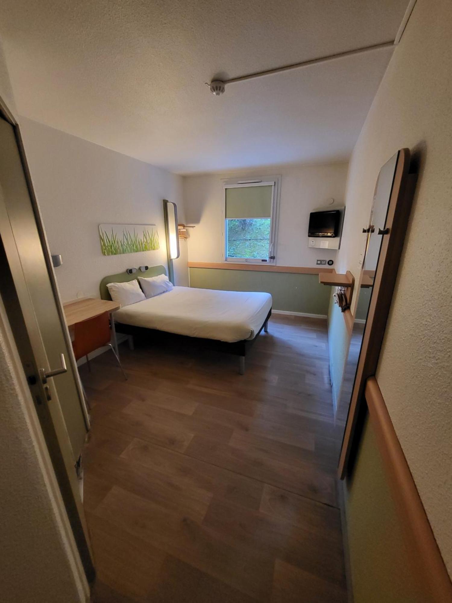 Ibis Budget Marseille Valentine Exterior foto