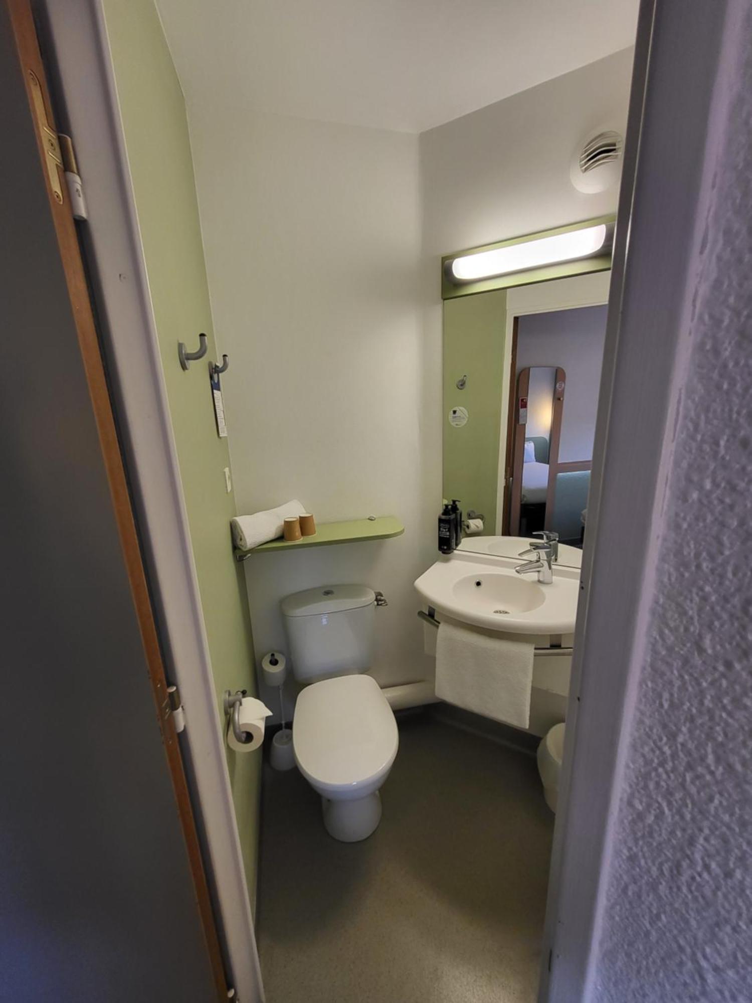 Ibis Budget Marseille Valentine Exterior foto